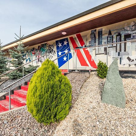 Motel Steighof Brutten ภายนอก รูปภาพ